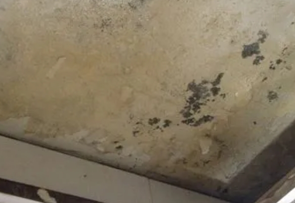 突泉阳台漏水维修公司分享下突泉卫生间渗水维修需要注意哪些问题。